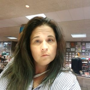 Meet your Posher, Katherine